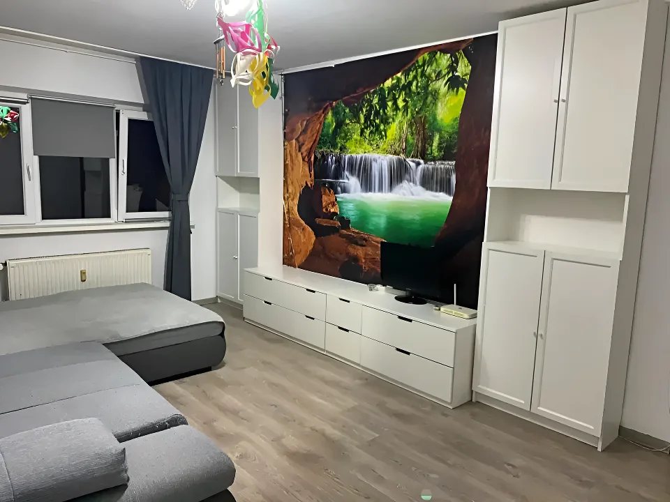 Apartament inchiriere Sector 2 Bucuresti living cu canapea